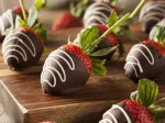 Chocolate Dipped Strawberries & Prosecco